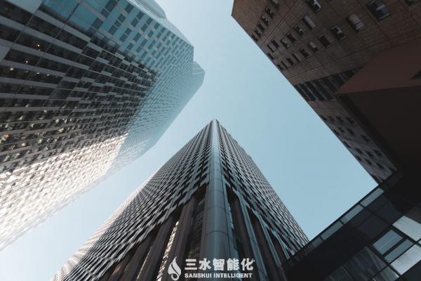 大型公商場室內外環境對能耗監測的影響因素